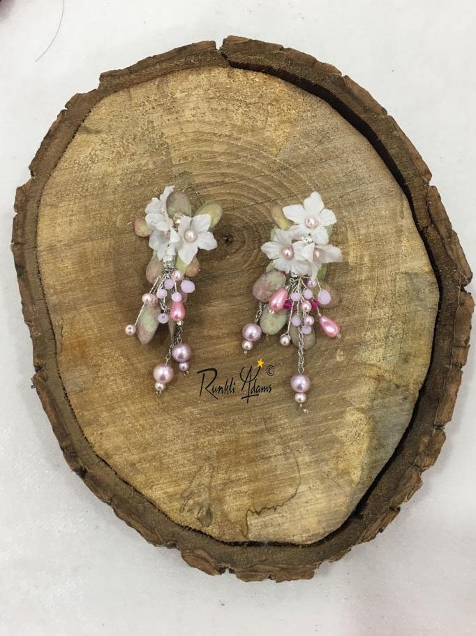 Beyaz İnci Çiçek Küpe